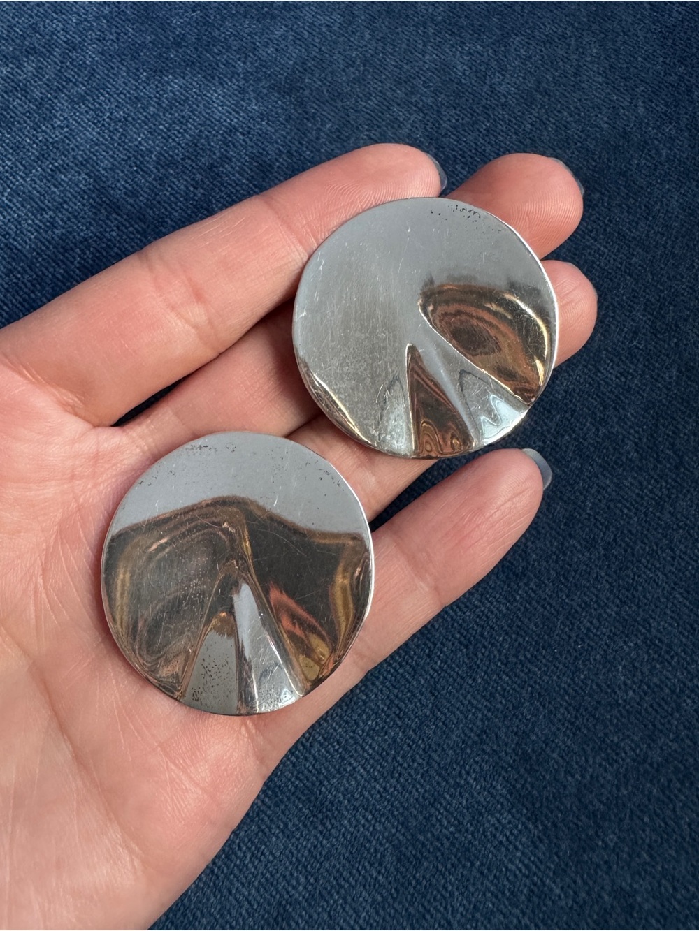 Vintage 925 Sterling Silver Modernist Sculptural Folded CookieDisc earrings .